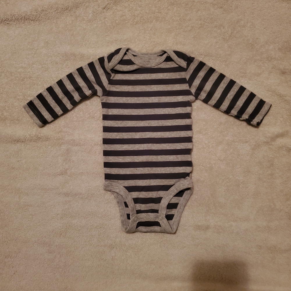 (6/$12) 0-3m Striped Long Sleeve Baby Onesie